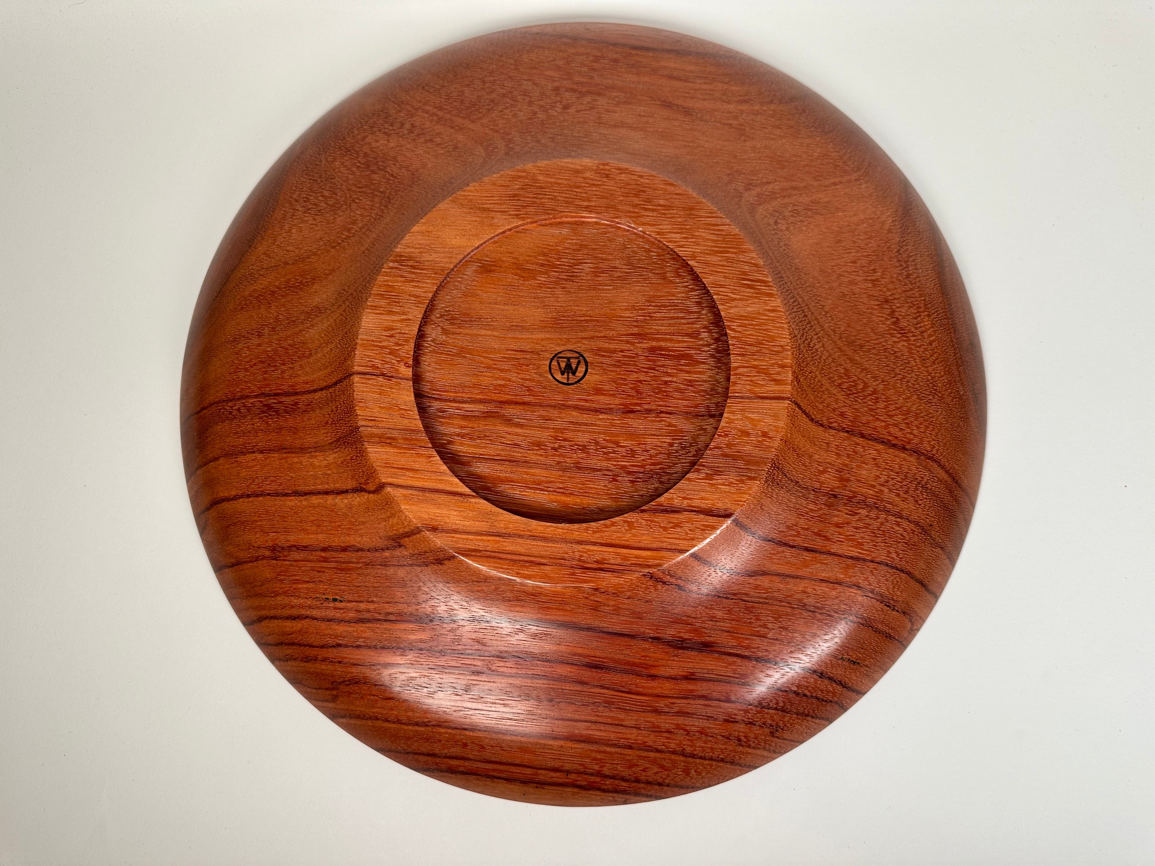 15” Ebiara Bowl - Bottom View