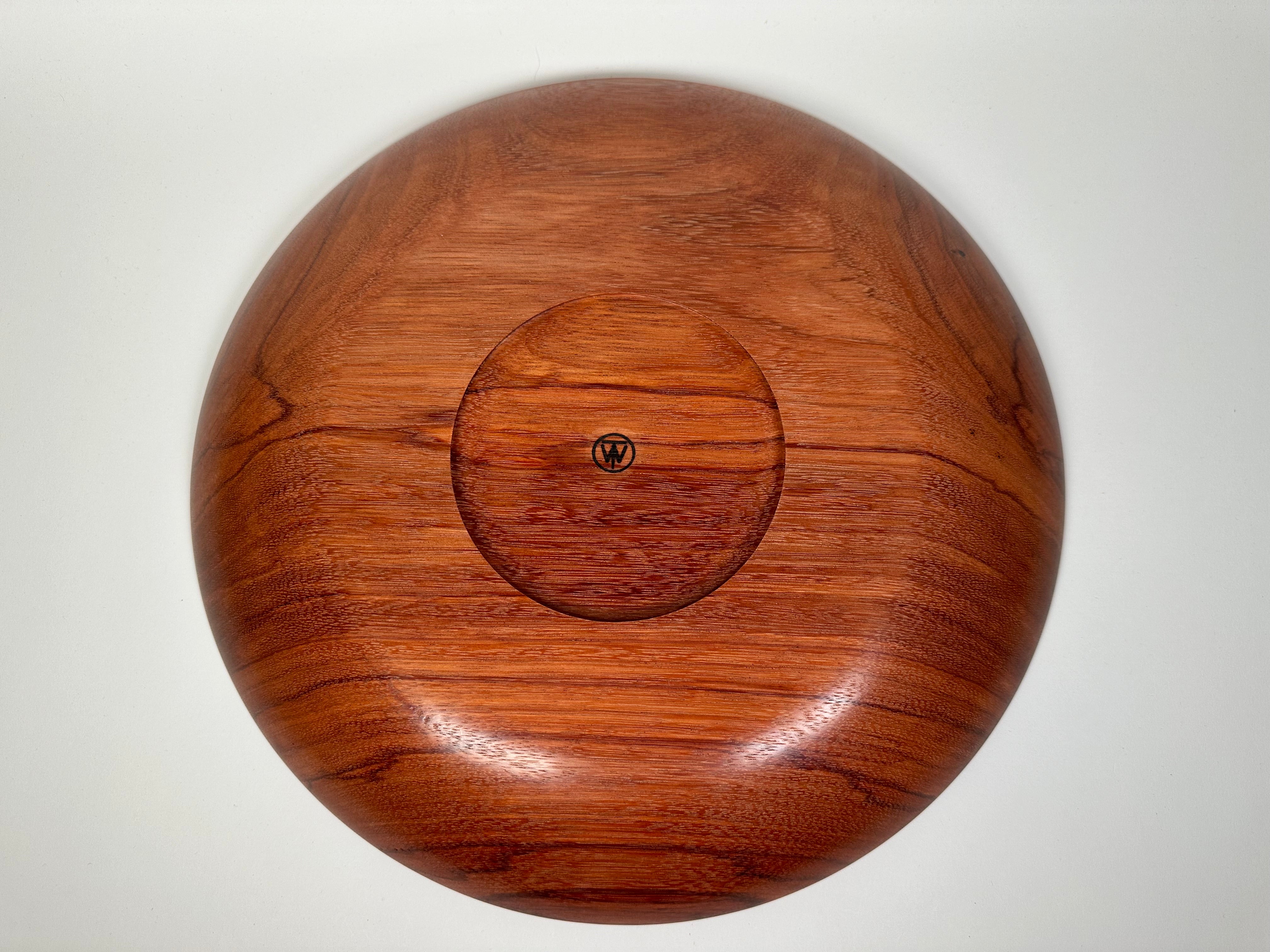 15” Ebiara Bowl - Bottom View