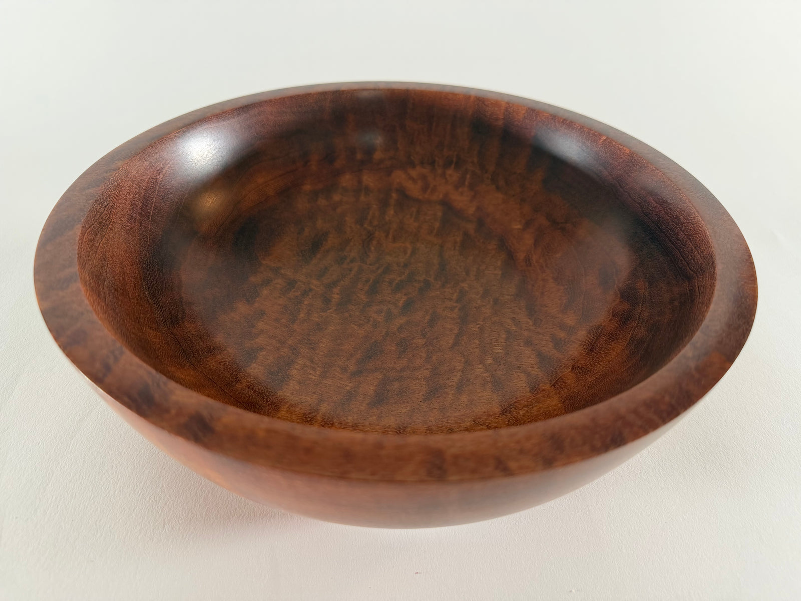Pomelle Sapele Bowl — 11″ Master Grade Quilted Edition